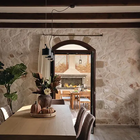 Casa Di Pietra, A Private Retreat With Heated Pool, By Thinkvilla * Gaitani