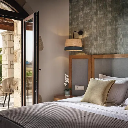 Villa Casa Di Pietra, A Private Retreat With Heated Pool, By Thinkvilla *