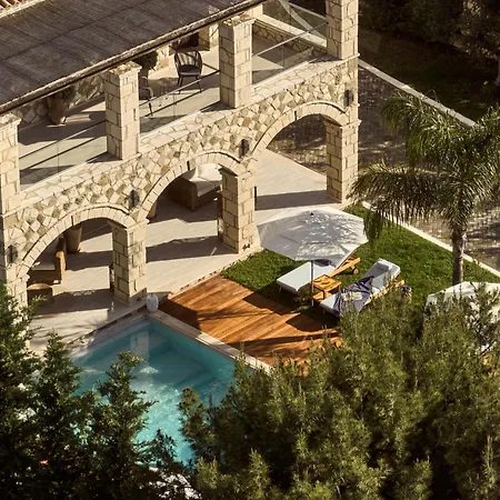 Villa Casa Di Pietra, A Private Retreat With Heated Pool, By Thinkvilla Gaitani